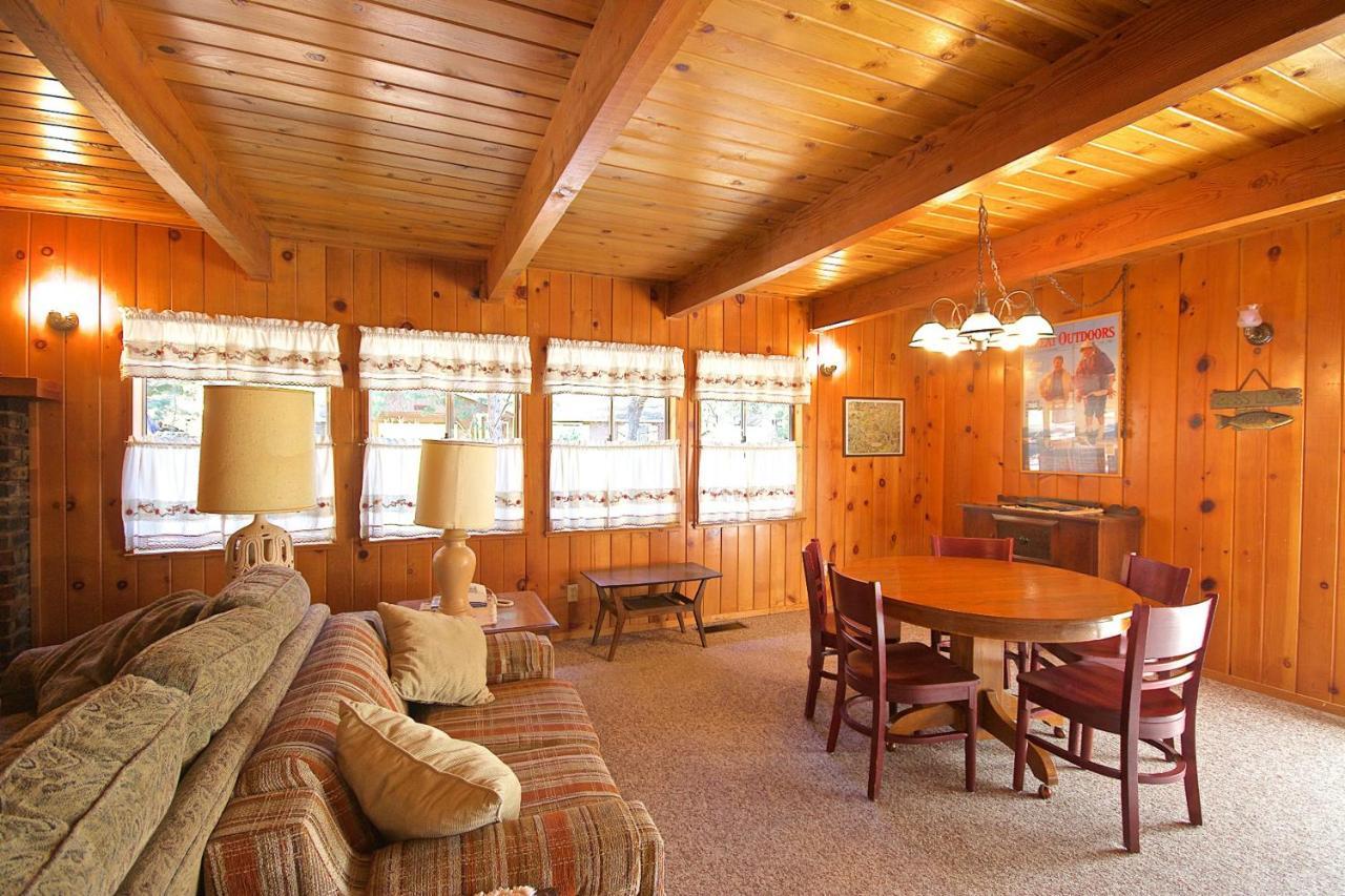 Lancaster Cabin Bass Lake Exterior photo